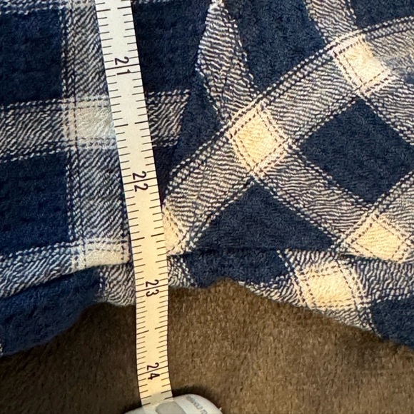 Carly Jean Los Angeles Navy and White Plaid Shirt - Picture 4 of 6